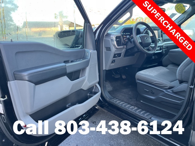 2023 Ford F-150 XLT photo 4