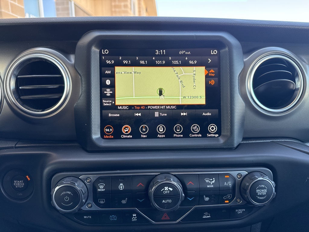 2023 Jeep Wrangler Rubicon 4xe photo 11