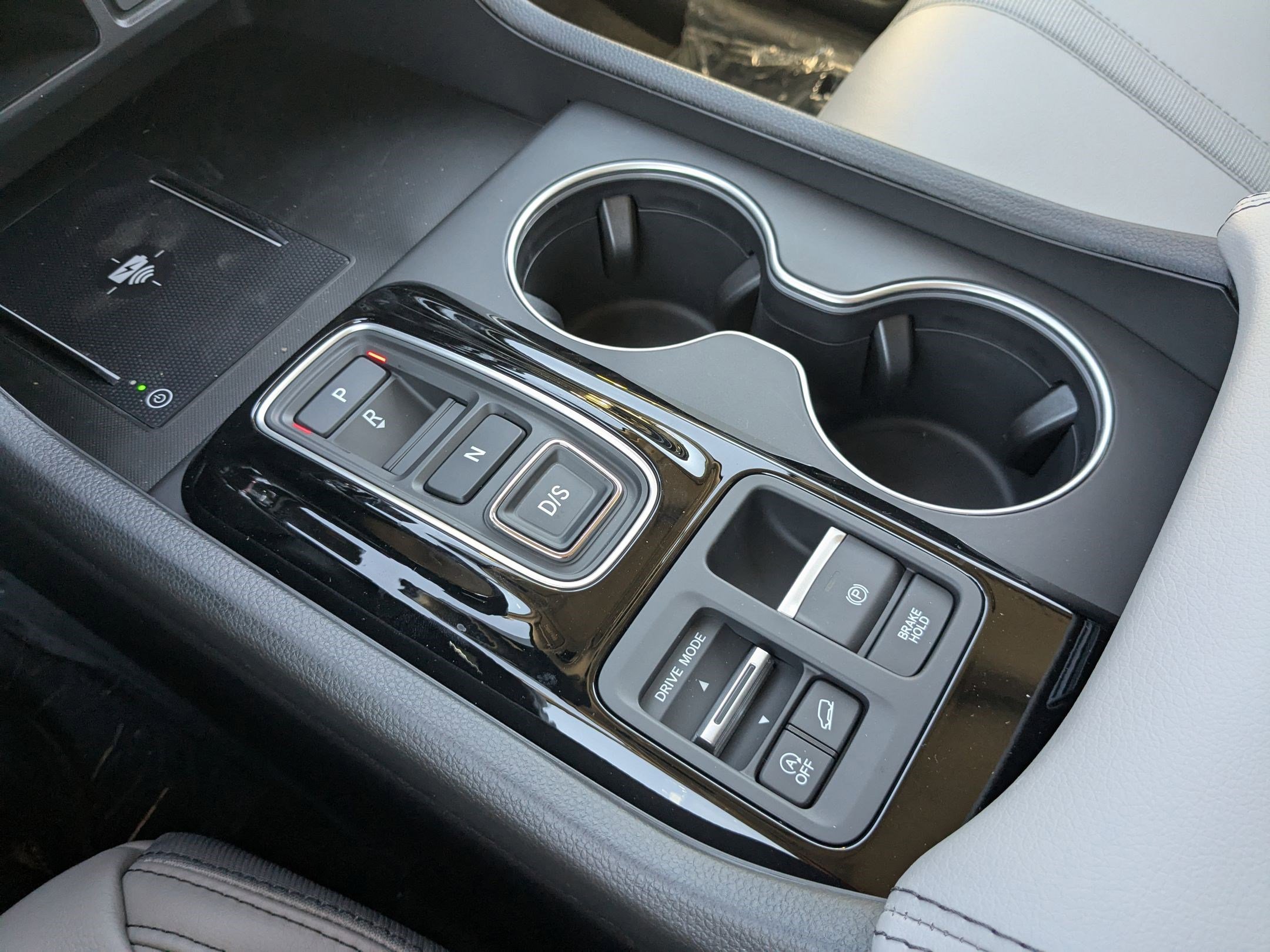 2025 Honda Pilot Touring photo 13