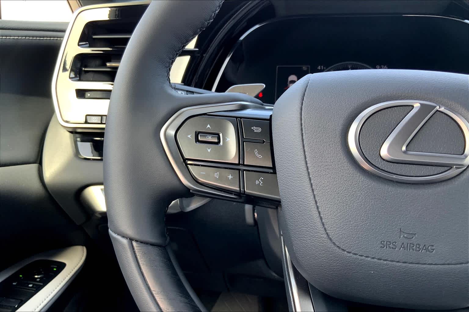 2023 Lexus RX Premium photo 22
