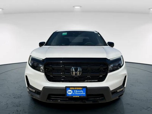 2025 Honda Ridgeline Black Edition photo 2