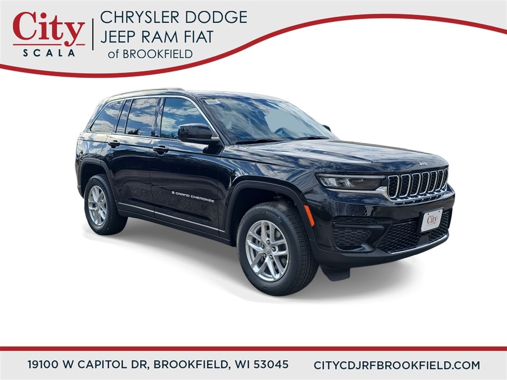 2025 Jeep Grand Cherokee Laredo's photo