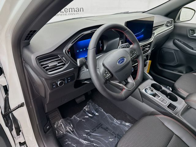 2025 Ford Escape Hybrid ST-Line photo 9