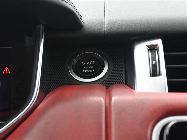 2018 Land Rover Range Rover Sport HSE Dynamic photo 3