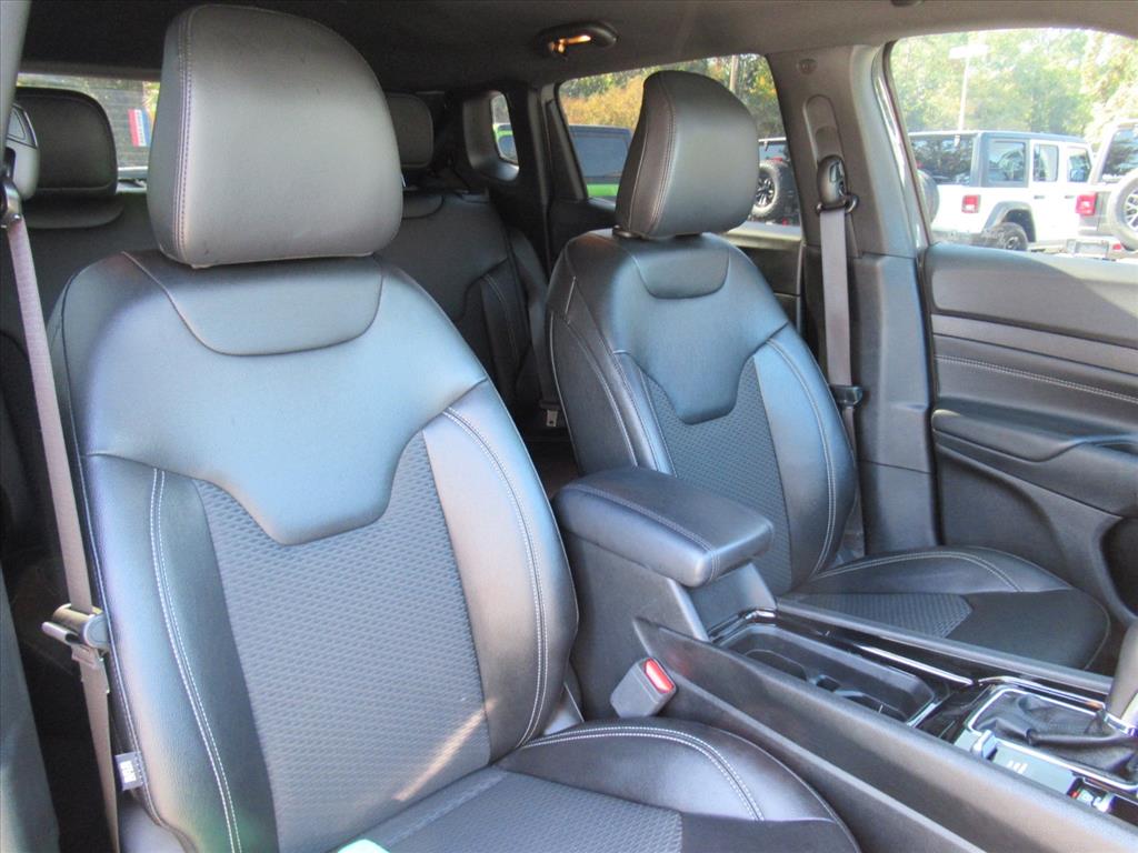 2024 Jeep Compass Altitude photo 4