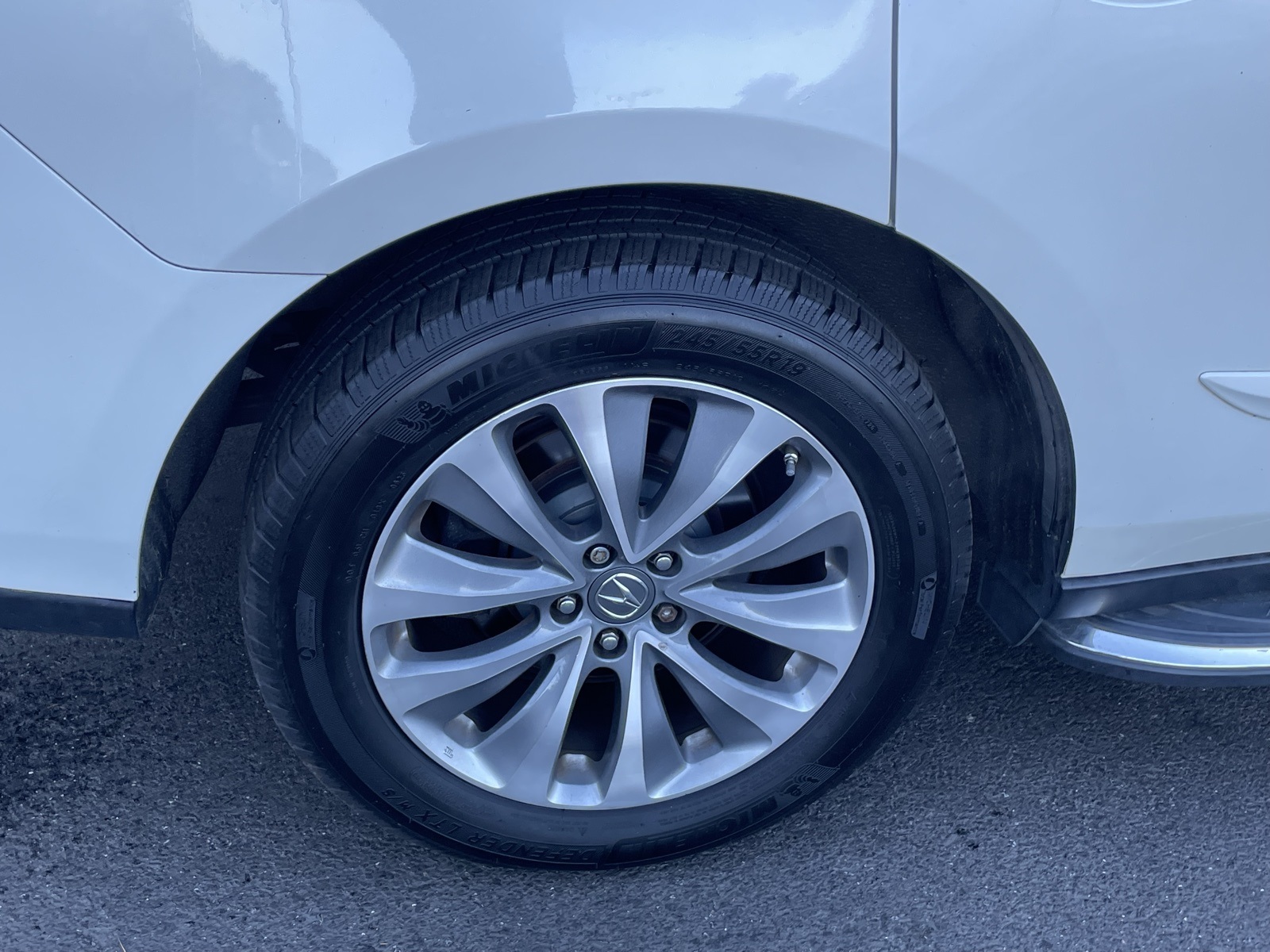 2014 Acura MDX Technology SH-AWD photo 23