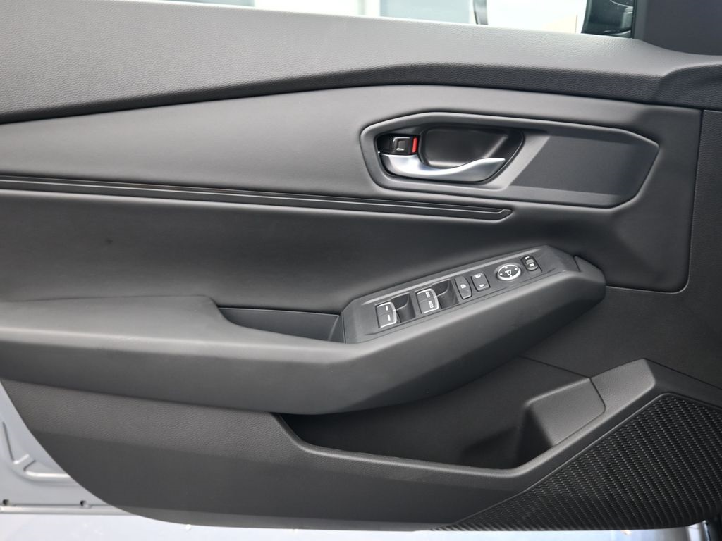 2025 Honda Accord 1.5T SE photo 9