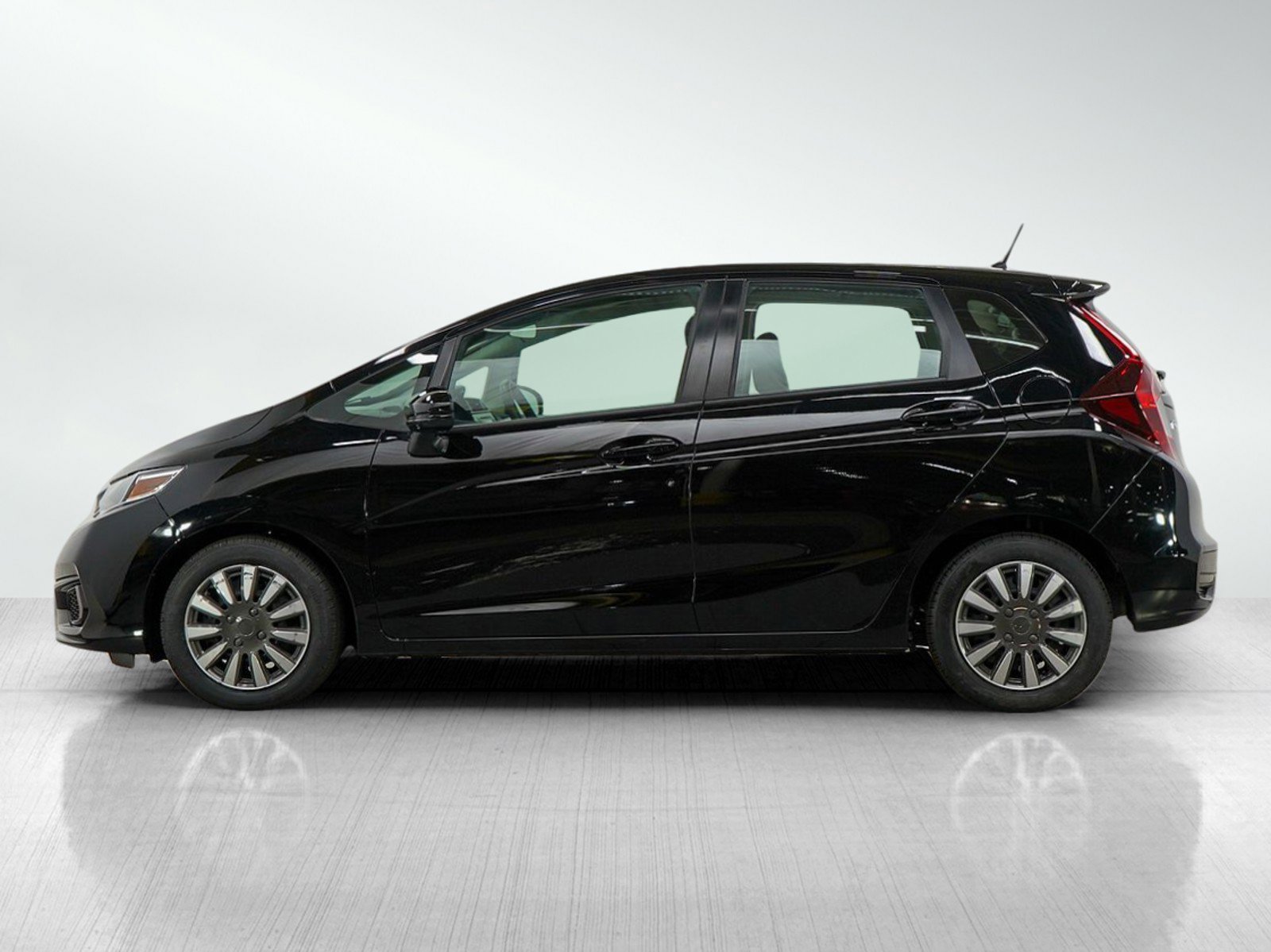 Used 2019 Honda Fit LX with VIN 3HGGK5H49KM748440 for sale in South Saint Paul, Minnesota