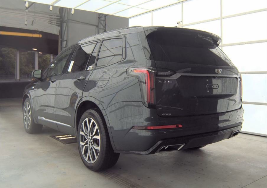 2022 Cadillac XT6 Sport photo 4