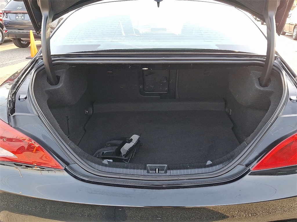 2019 Mercedes Benz CLA 250 photo 27
