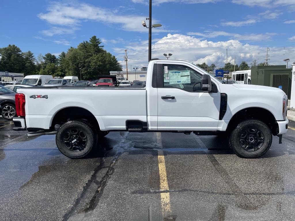 2026 Ford F-350 XL photo 2