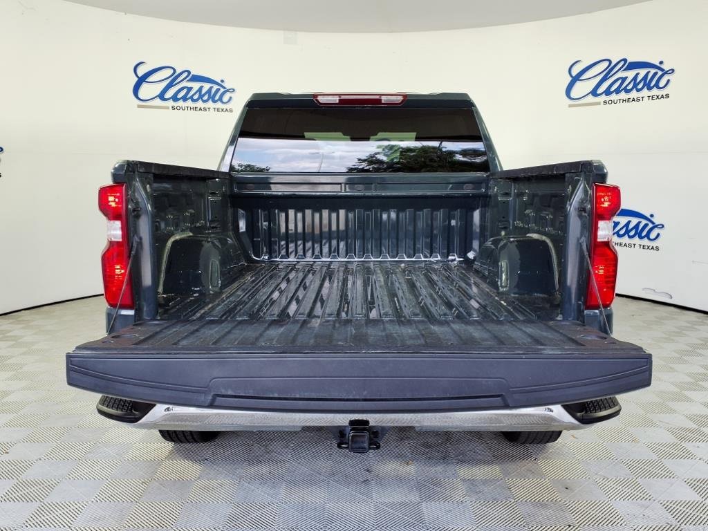 2025 Chevrolet Silverado 1500 LT photo 22