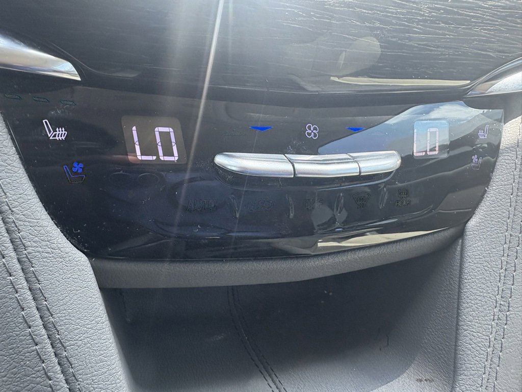 2021 Cadillac XT6 Premium Luxury photo 26