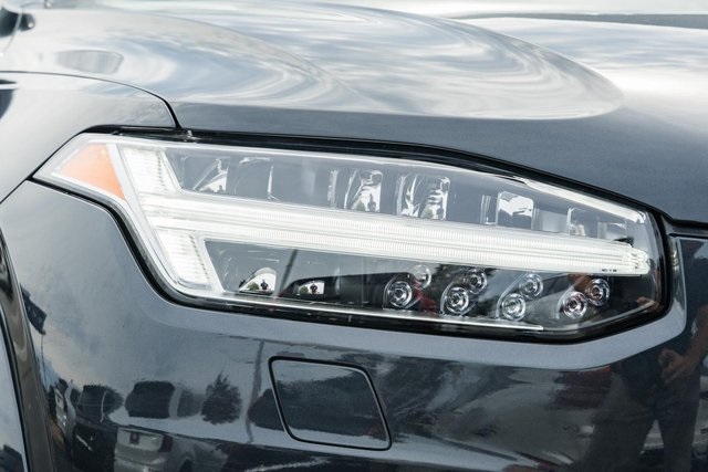 2022 Volvo XC90 Inscription AWD photo 10