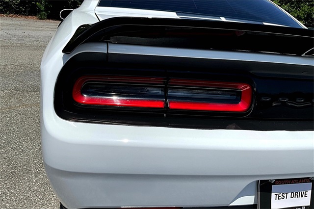 2022 Dodge Challenger SXT photo 19