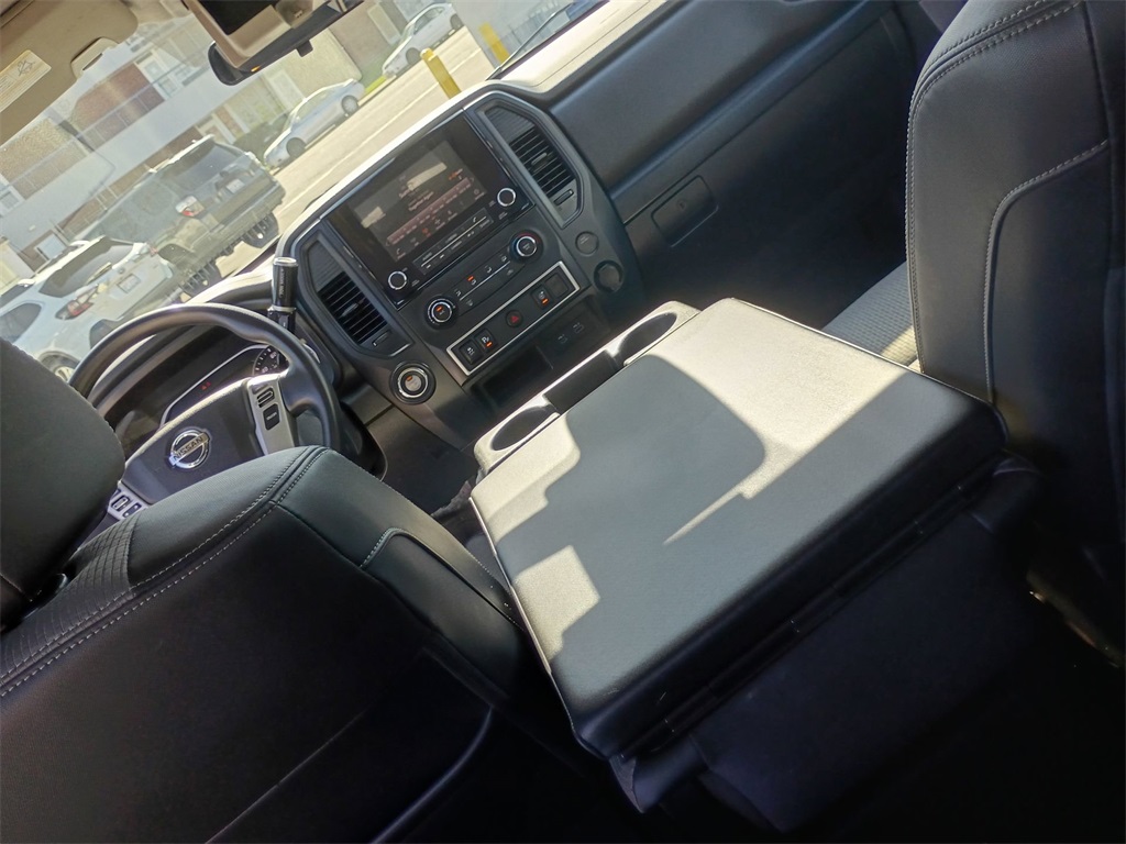 2021 Nissan Titan S photo 28