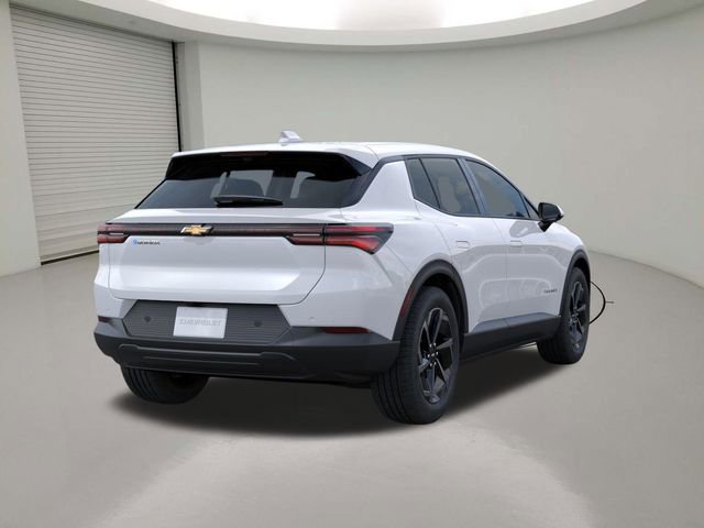 2026 Chevrolet Equinox LT photo 3