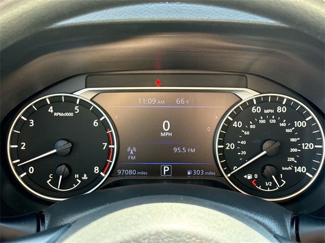 2022 Nissan Altima 2.5 SV photo 29