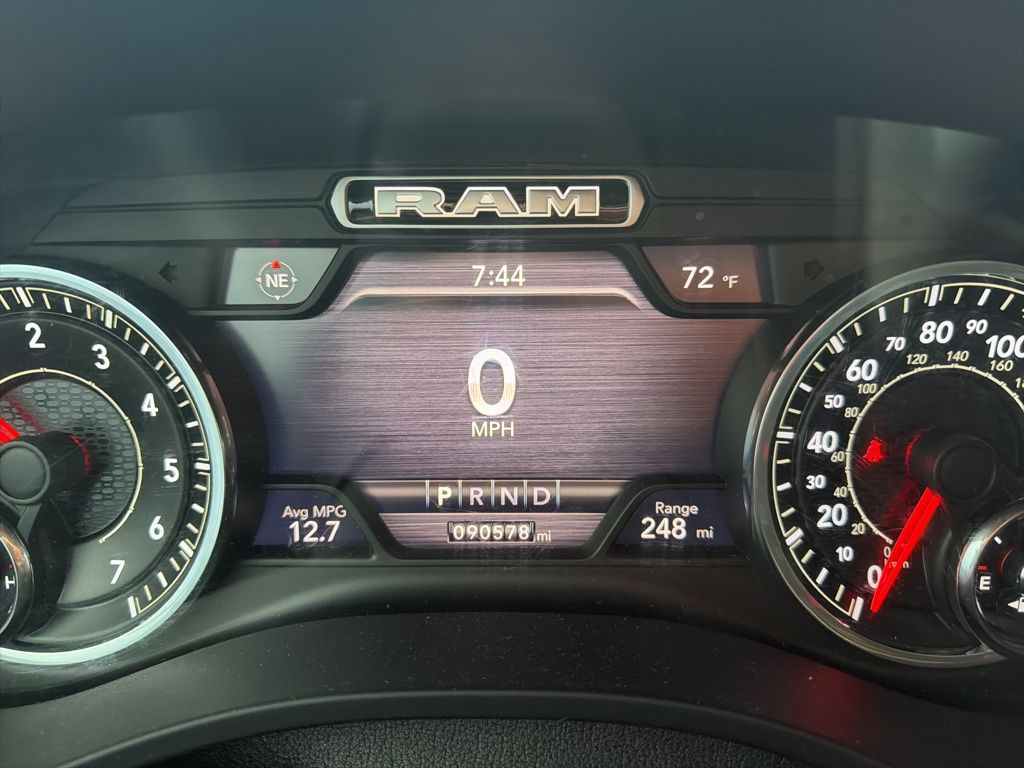 2020 Ram 1500 Laramie photo 3
