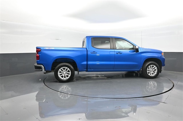 2023 Chevrolet Silverado 1500 LT photo 5