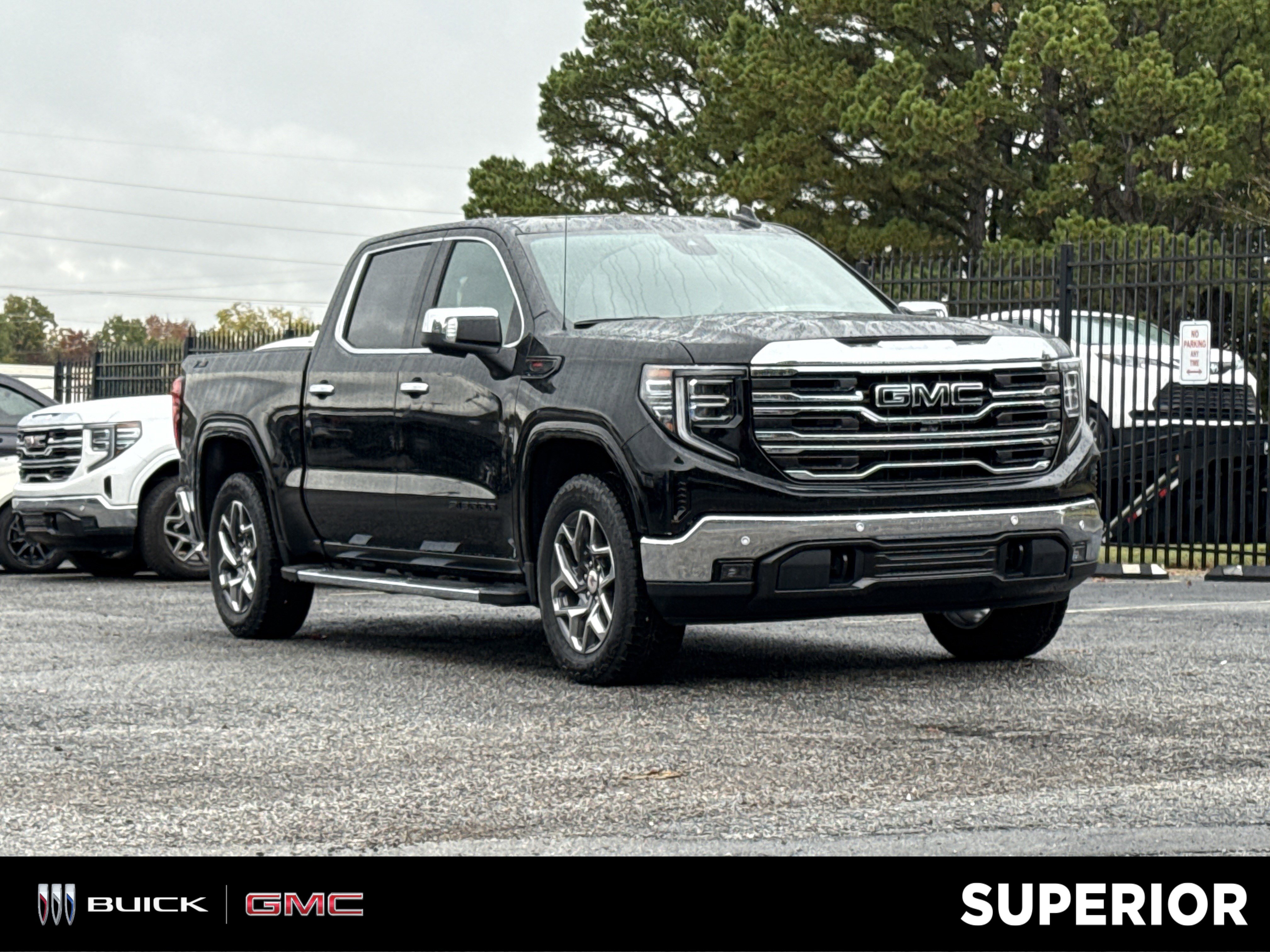 2026 GMC Sierra 1500 SLT's photo