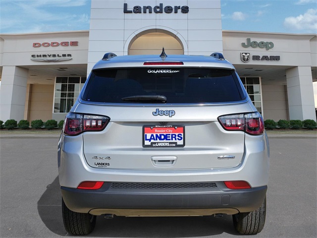 2025 Jeep Compass North Edition Latitude photo 4