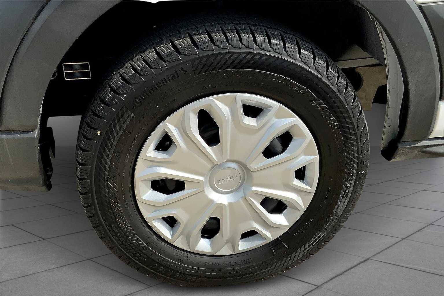 2023 Ford Transit photo 9