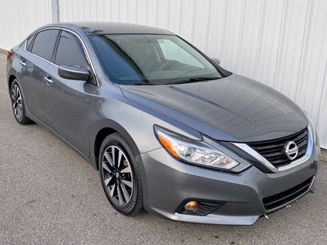 2018 Nissan Altima 2.5 SV photo 2