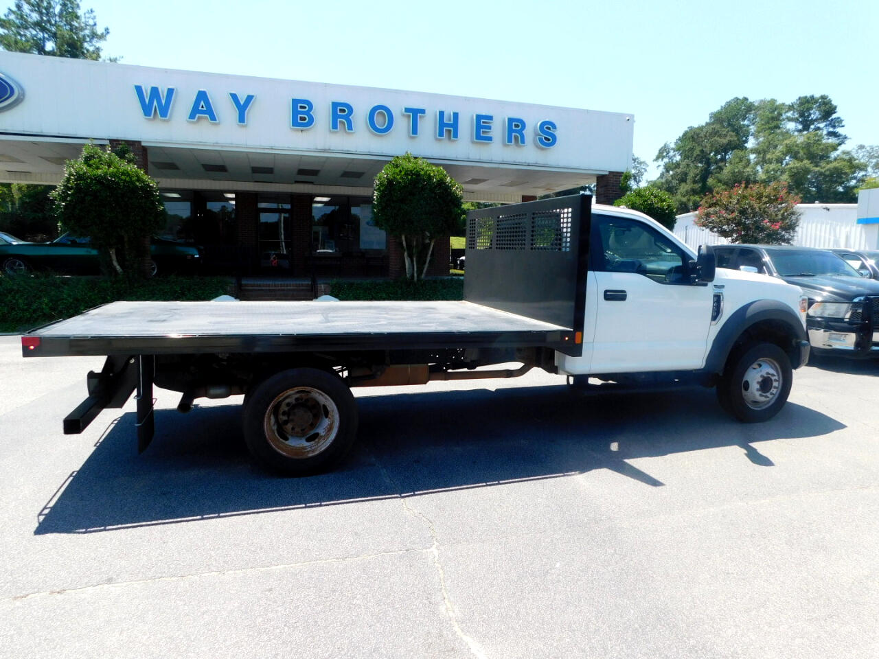 2021 Ford F-450 Super Duty Chassis Cab XL's photo