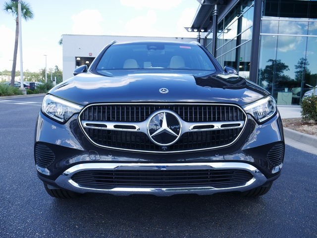 2026 Mercedes Benz GLC 300 4MATIC photo 2
