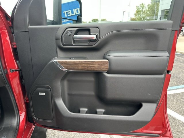 2023 Chevrolet Silverado 2500HD High Country photo 10