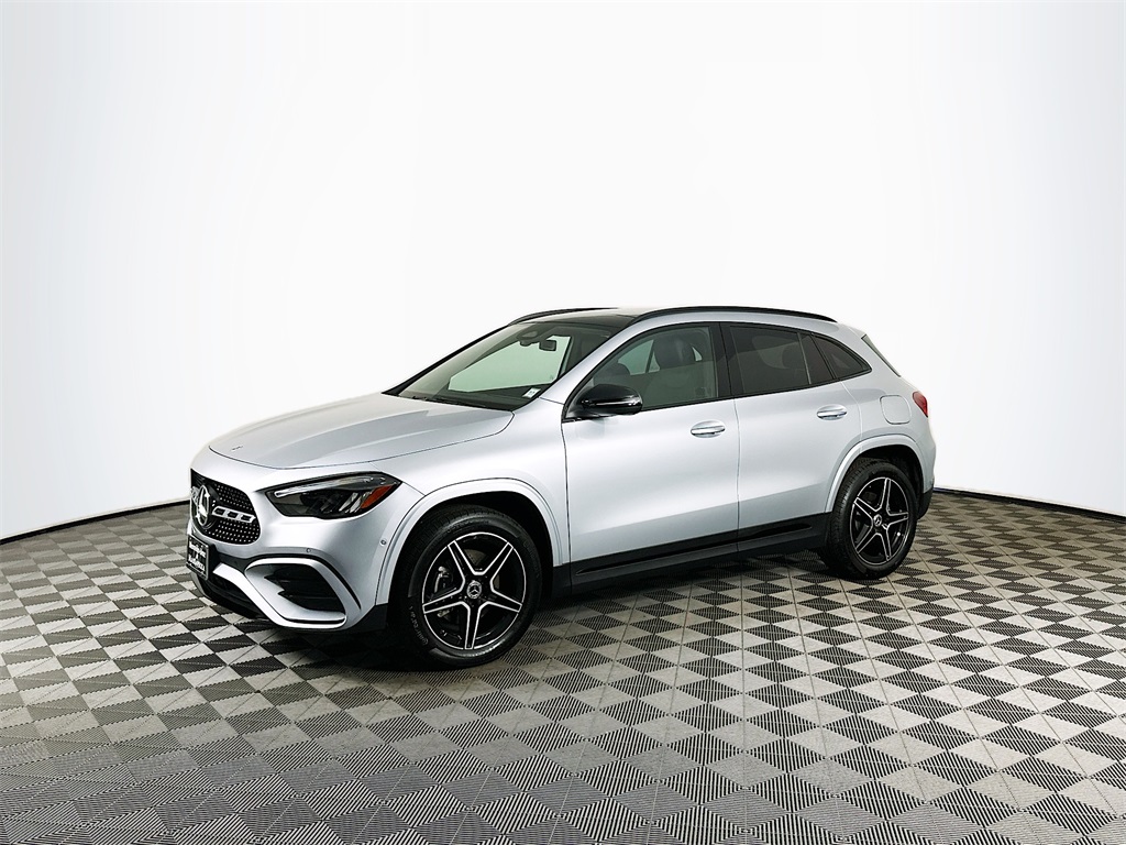2025 Mercedes Benz GLC 250 4MATIC photo 2