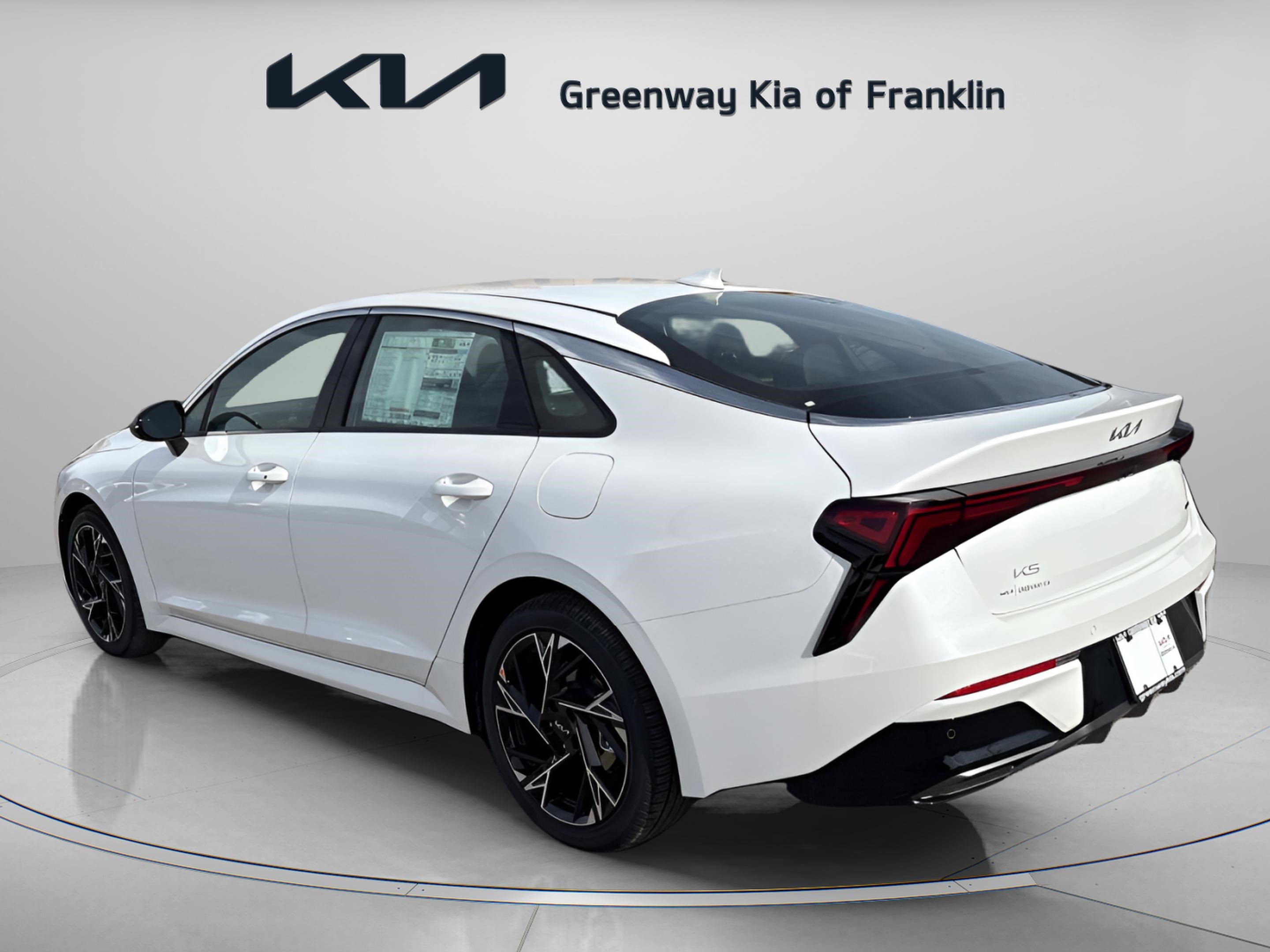 2026 Kia K5 GT-Line photo 4