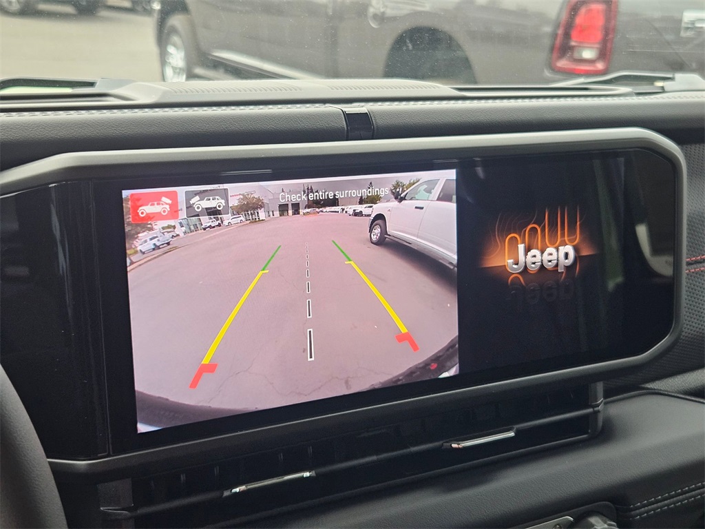 2025 Jeep Wrangler Rubicon photo 21