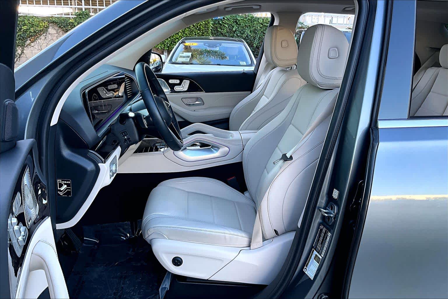 2025 Mercedes Benz GLE 350 4MATIC photo 4