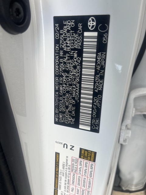 2024 Toyota Crown XLE photo 13