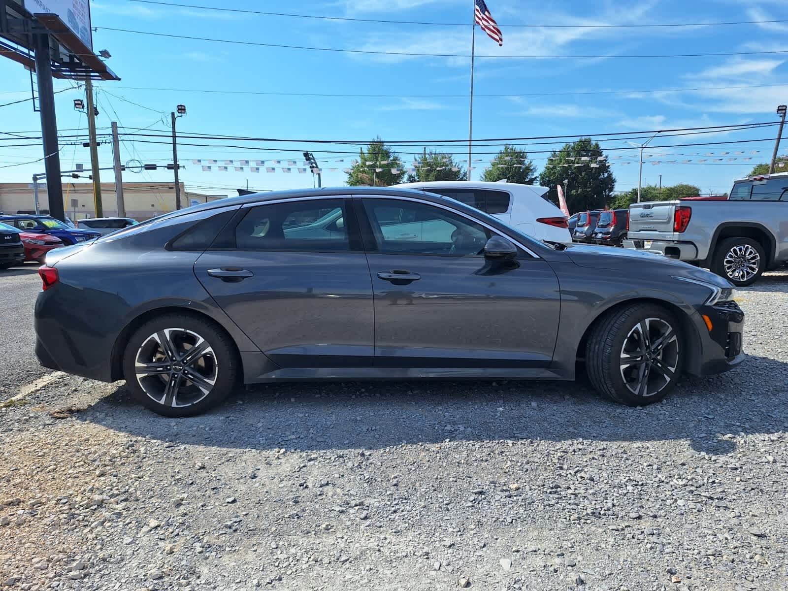 2022 Kia K5 EX photo 4
