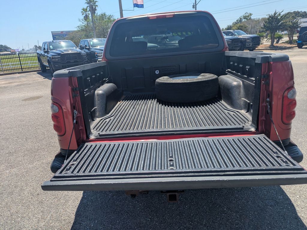 2002 Ford F-150 XLT photo 20