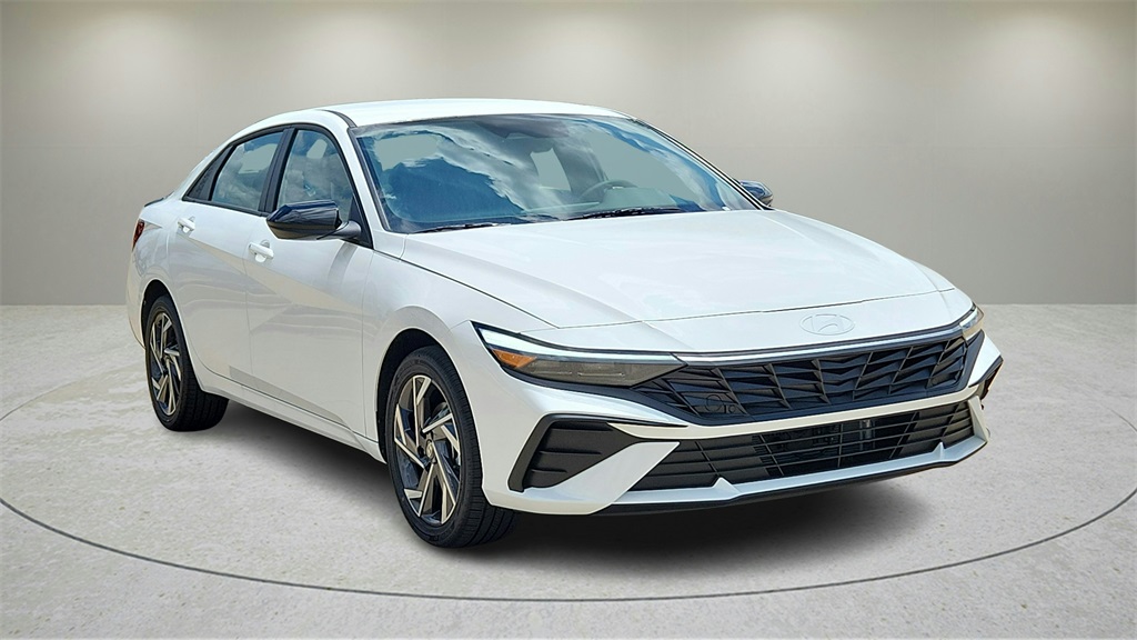 2025 Hyundai Elantra Hybrid SEL Sport photo 17