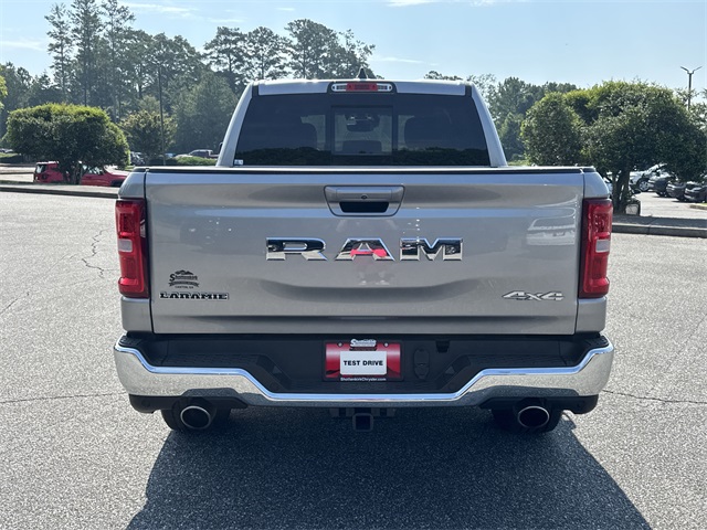 2025 Ram 1500 Laramie photo 4