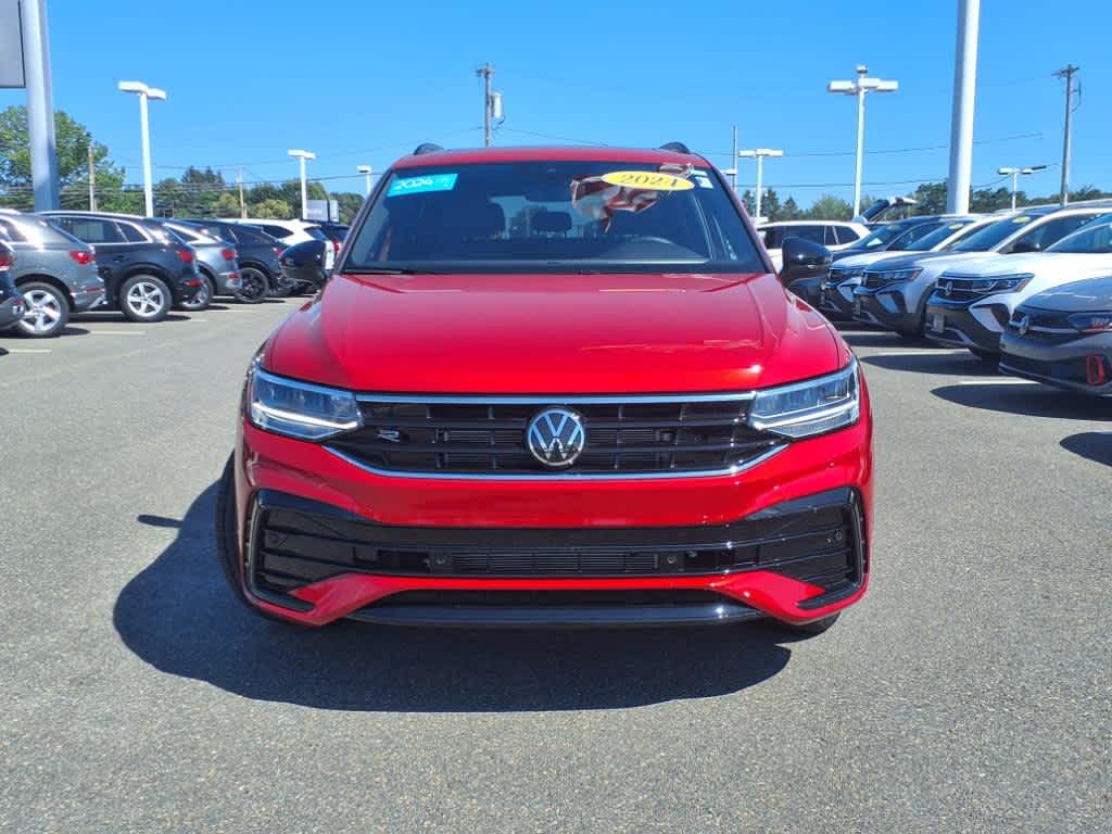 2024 Volkswagen Tiguan SE R-Line Black photo 2