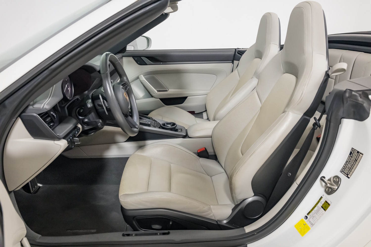 2022 Porsche 911 4 photo 23