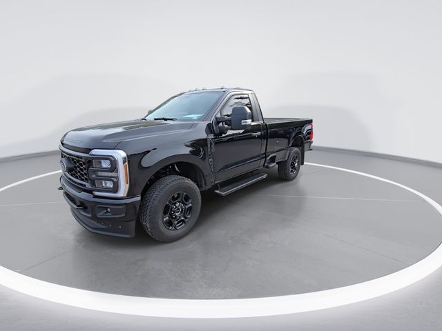 2024 Ford F-350 photo 4