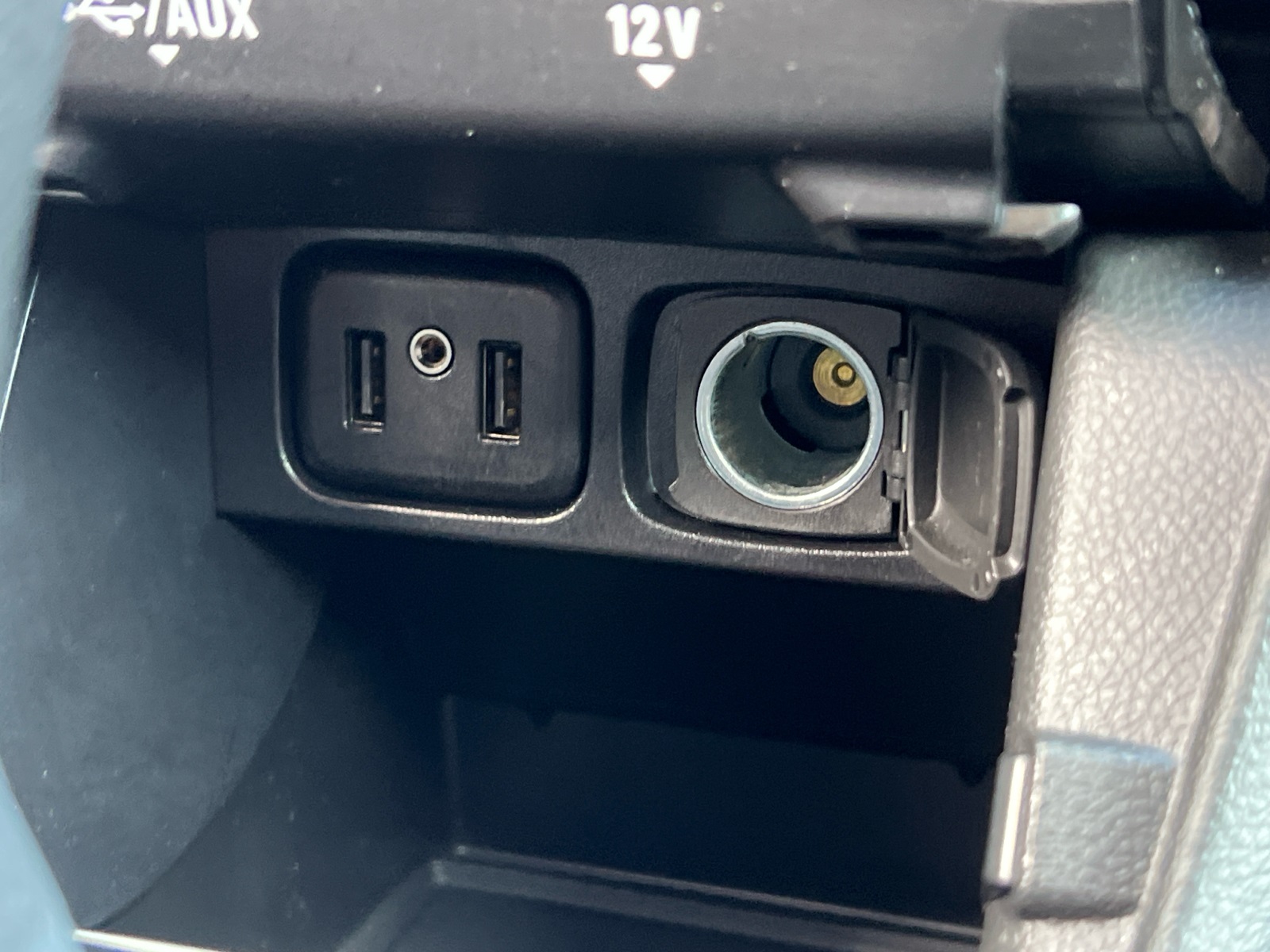 2022 Buick Encore Preferred photo 25