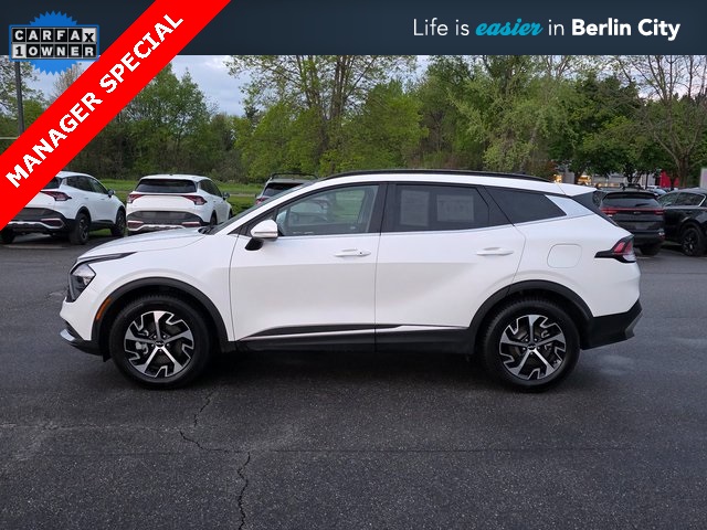 2023 Kia Sportage Hybrid EX photo 2