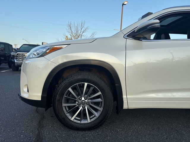 2018 Toyota Highlander XLE photo 33