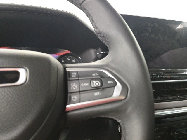 2023 Jeep Compass Limited photo 8
