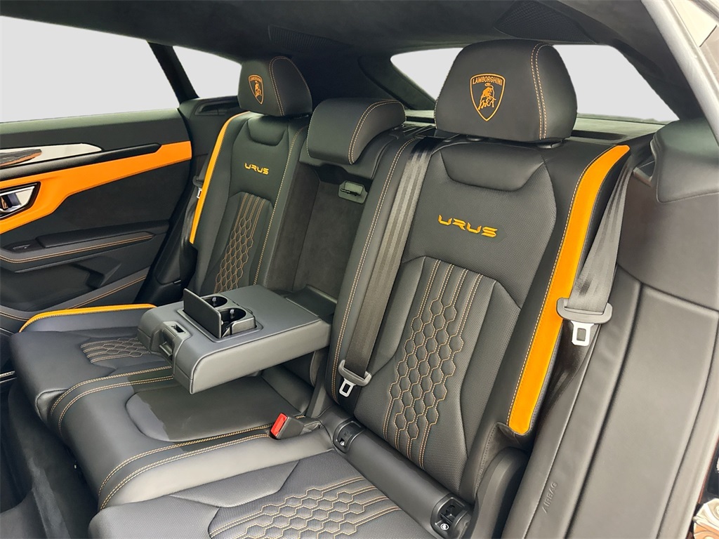 2024 Lamborghini Urus S photo 23