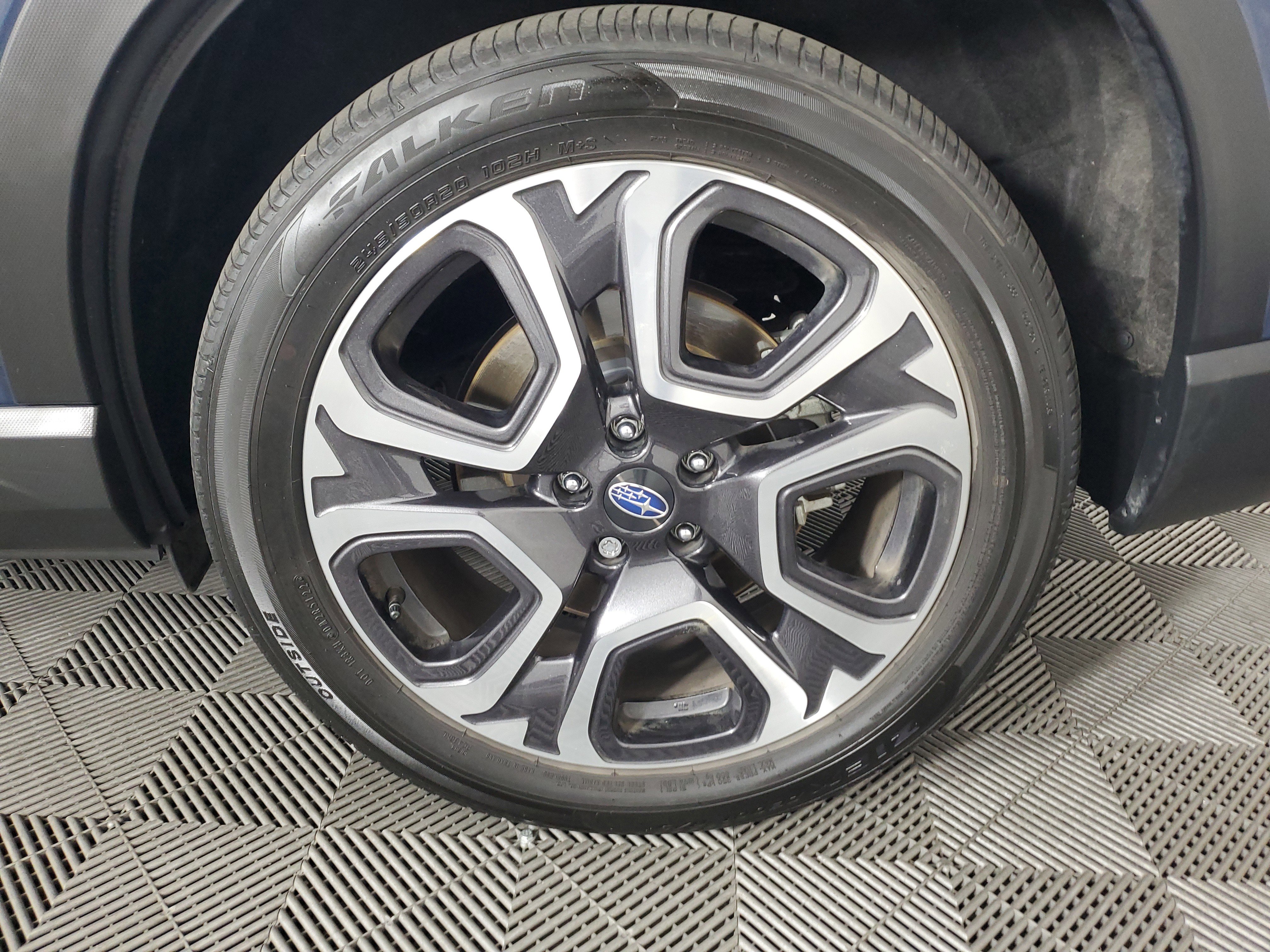 Used 2023 Cosmic Blue Pearl Subaru Limited image 31