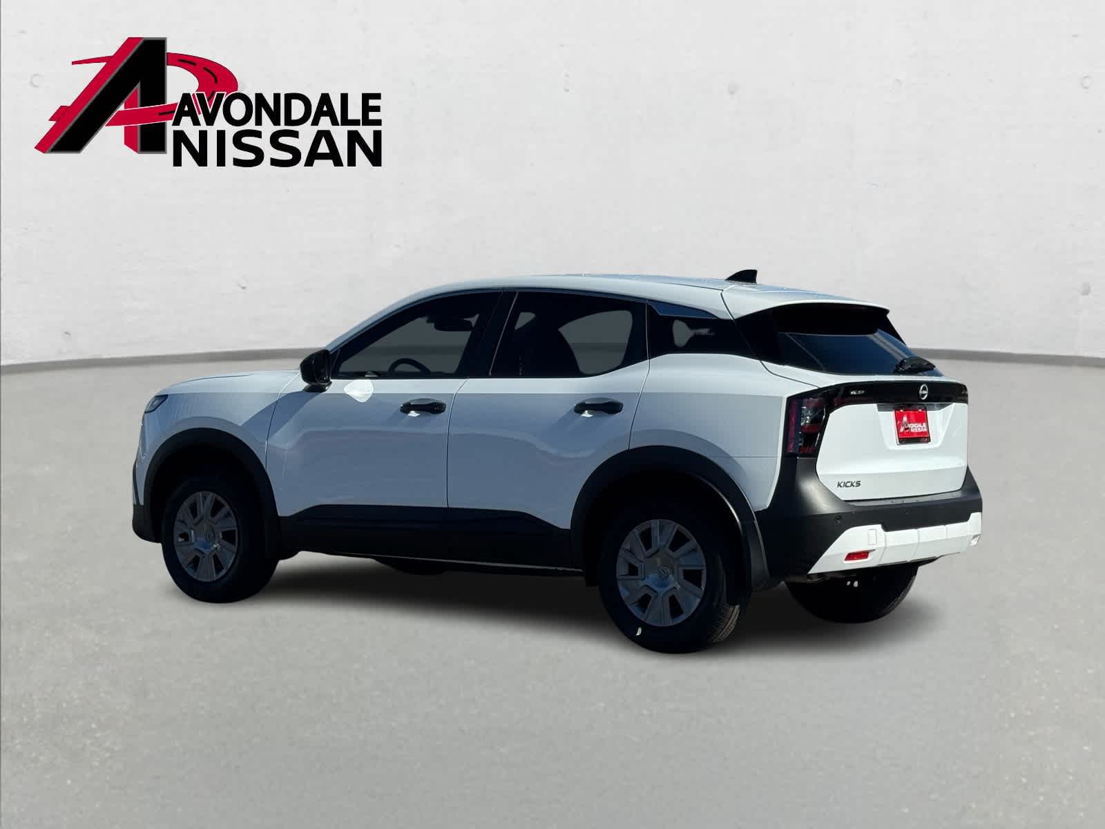 2026 Nissan Kicks S photo 4